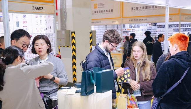 广州时尚饰品展2.jpg